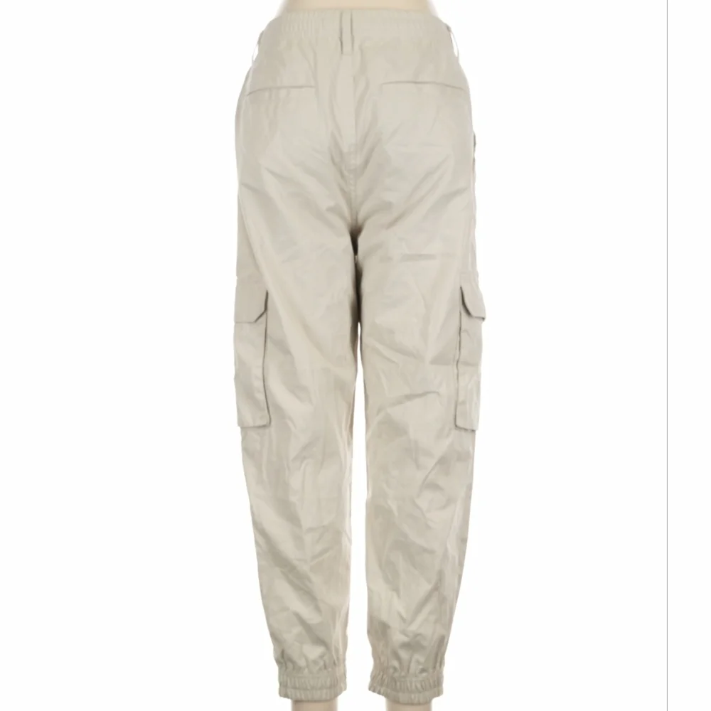 Zara High Waisted Beige Cargo Joggers Pants - Picture 3 of 7